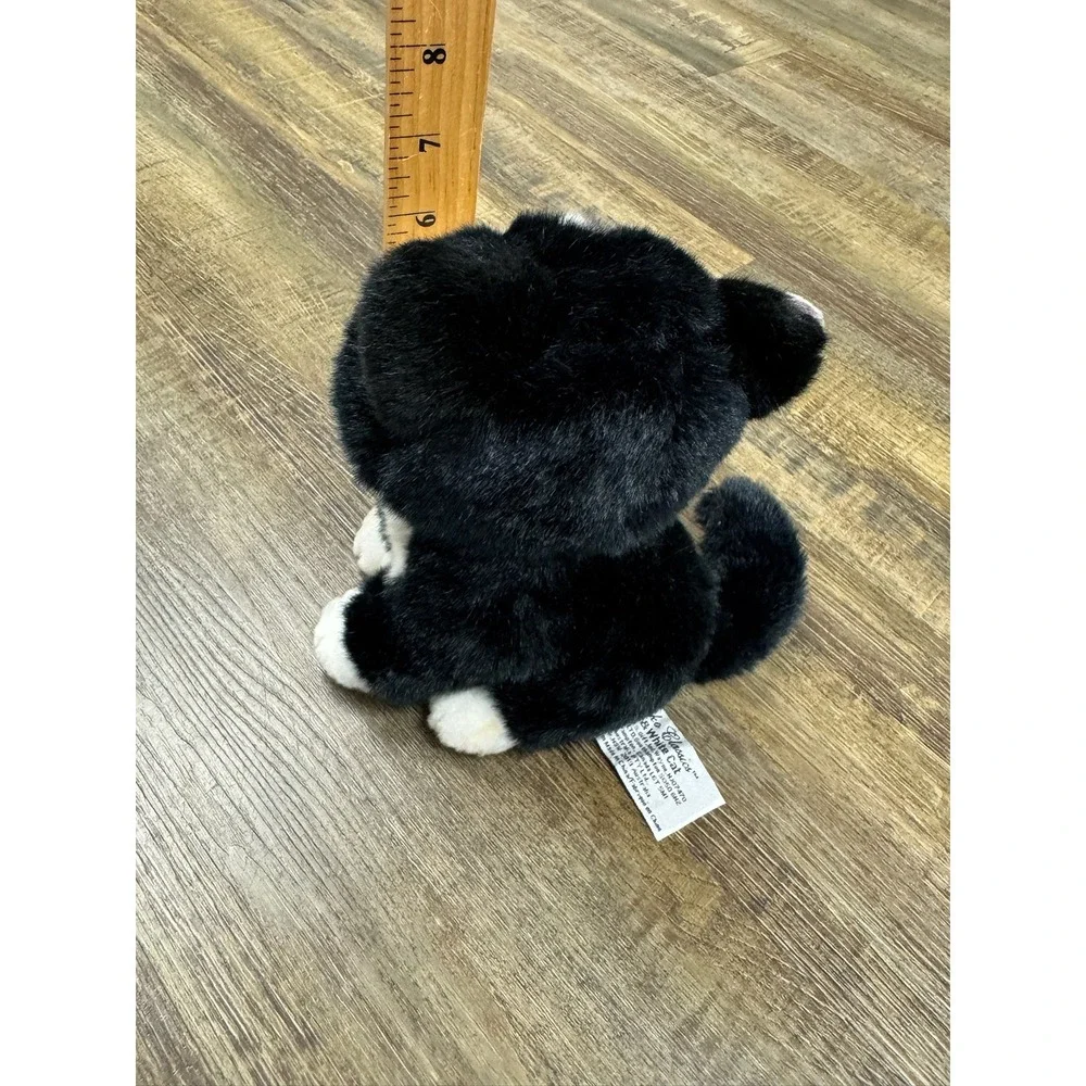 Russ‎ Berrie Yomiko Classics Black White Tuxedo Cat Plush Stuffed Animal 35748